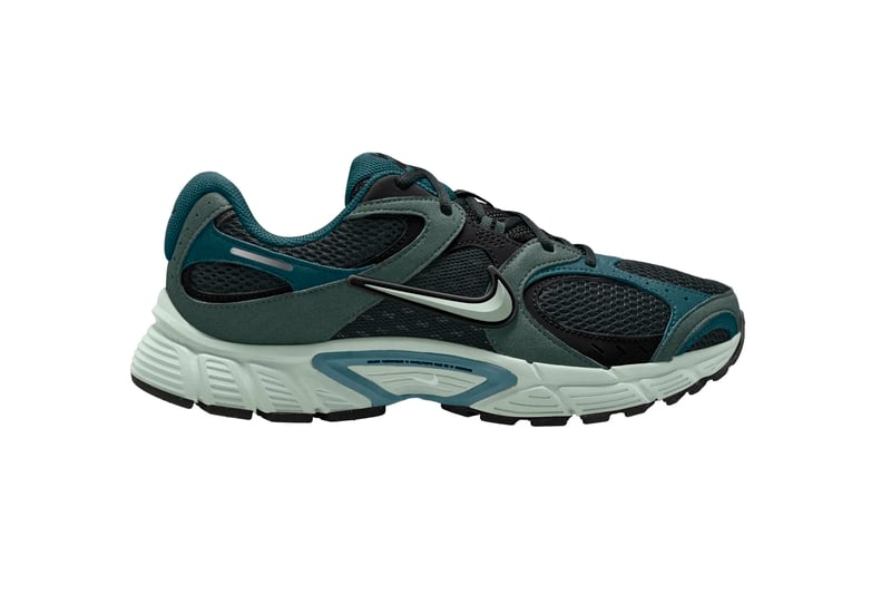 V5 RNR NIKE V5 RNR NIKE