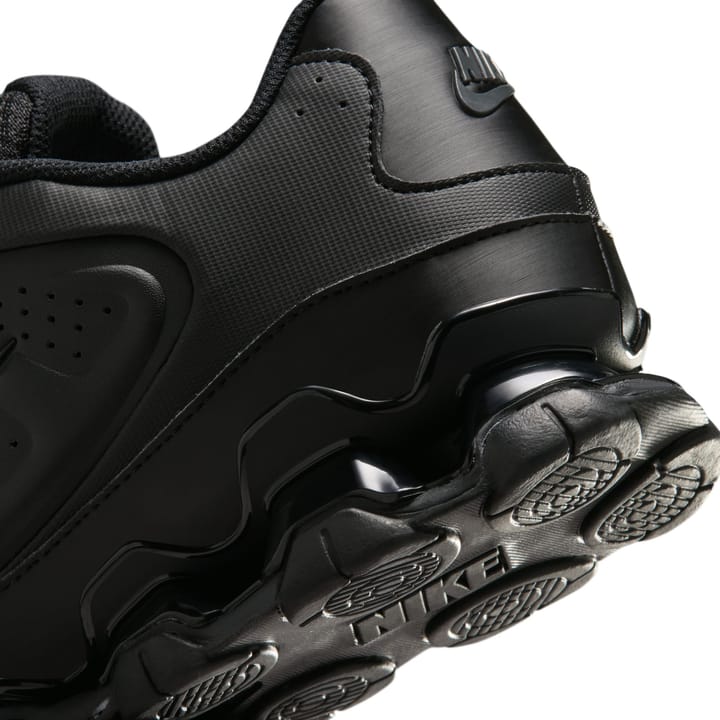 Reax 8 NIKE