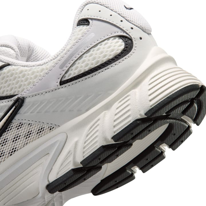 V5 RNR NBK NIKE
