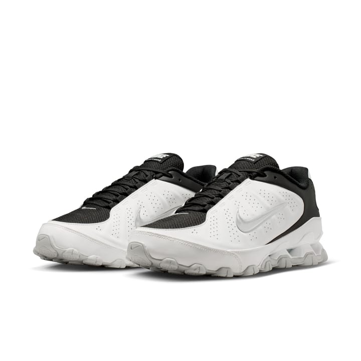 Reax 8 NIKE