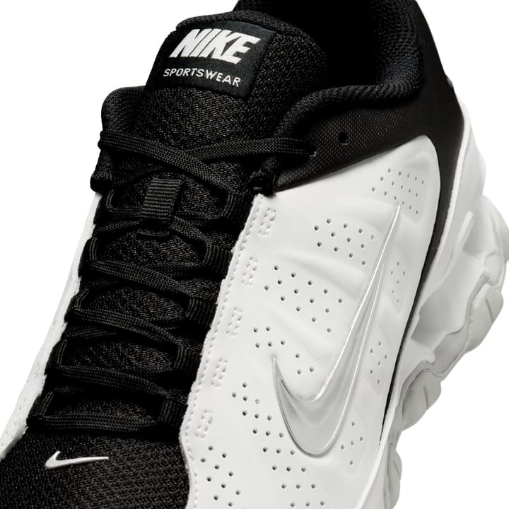Reax 8 NIKE