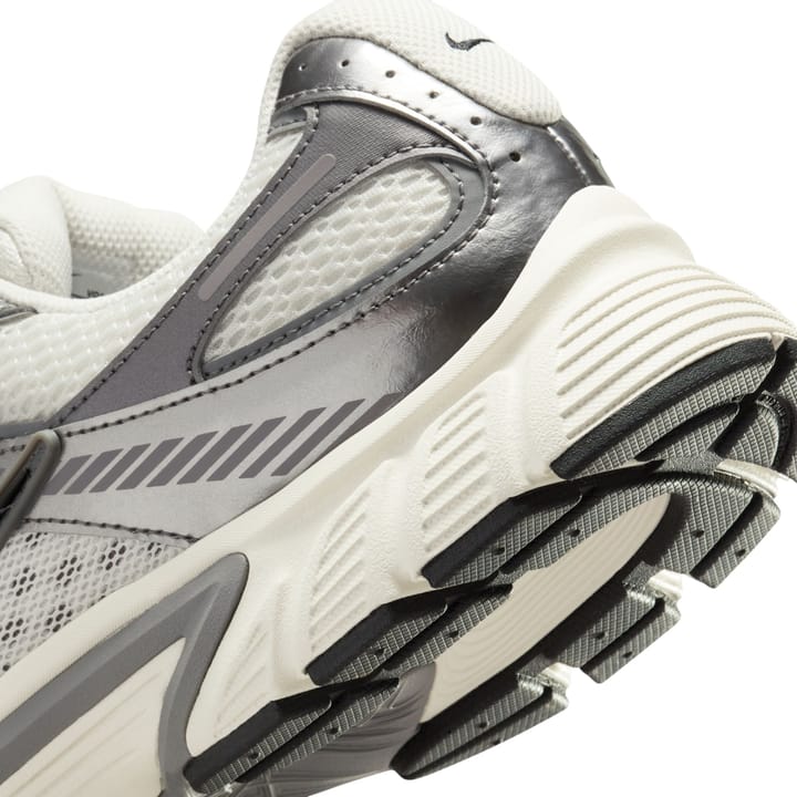 NIKE 0586 Phantom/Black-P NIKE