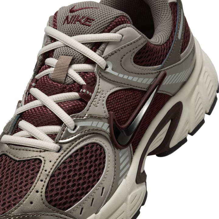 V5 RNR NIKE