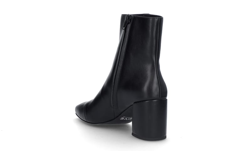 BLACK 1582 BLACK BLACK BLACK 1582 BLACK BLACK