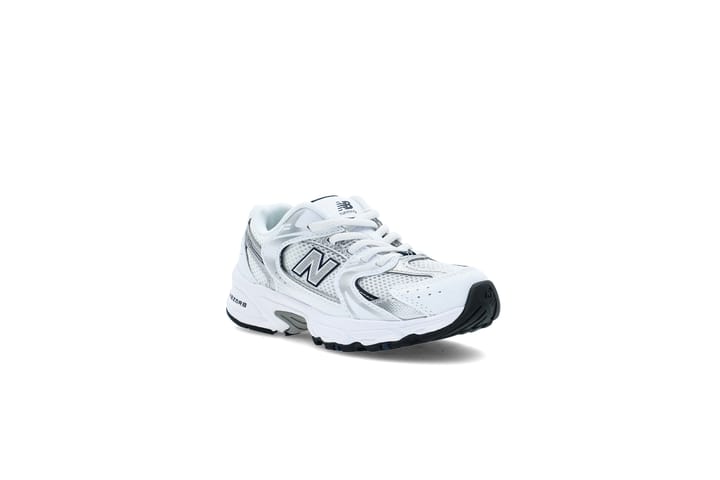 NEW BALANCE 6077 White NEW BALANCE NEW BALANCE 6077 White NEW BALANCE