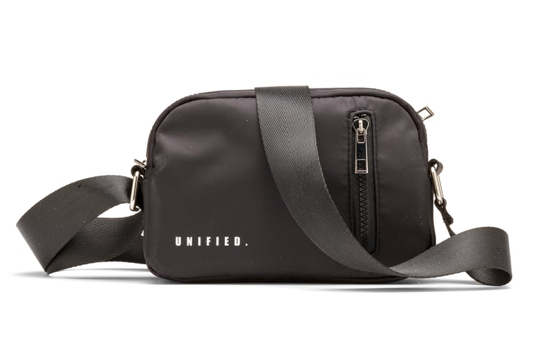 Sporty crossbody veske UNIFIED Sporty crossbody veske UNIFIED