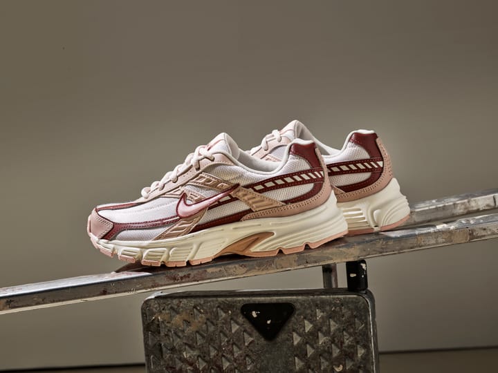 NIKE 6188 Phantom/Echo Pi NIKE