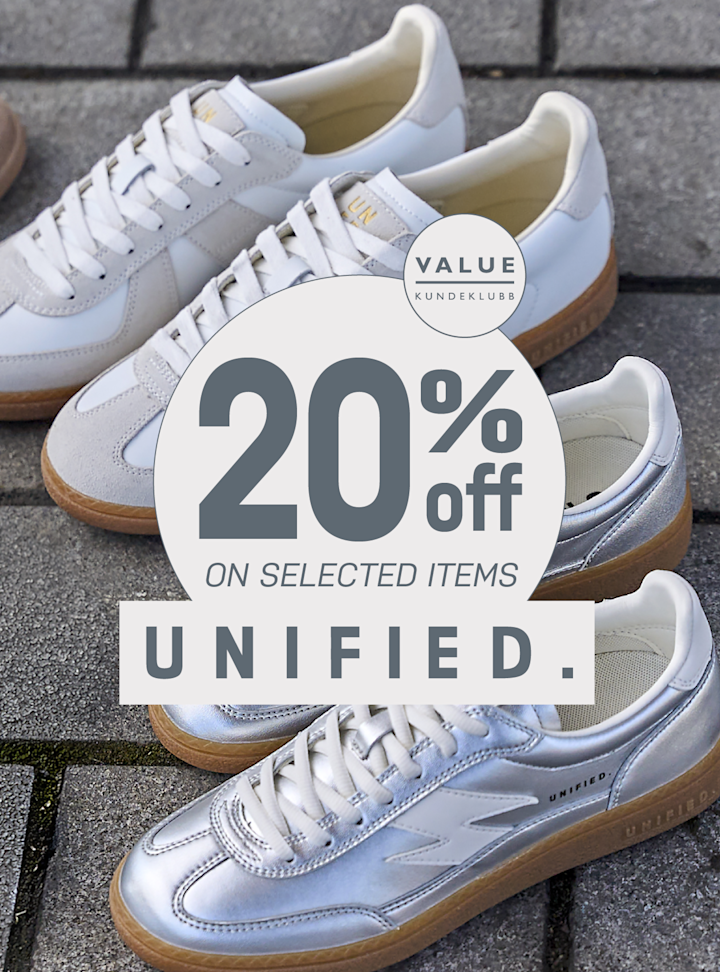 Hvite og sølvfargede UNIFIED sneakers med gummisåle på grå bakgrunn. 20% rabatt på utvalgte varer for kundeklubbmedlemmer.